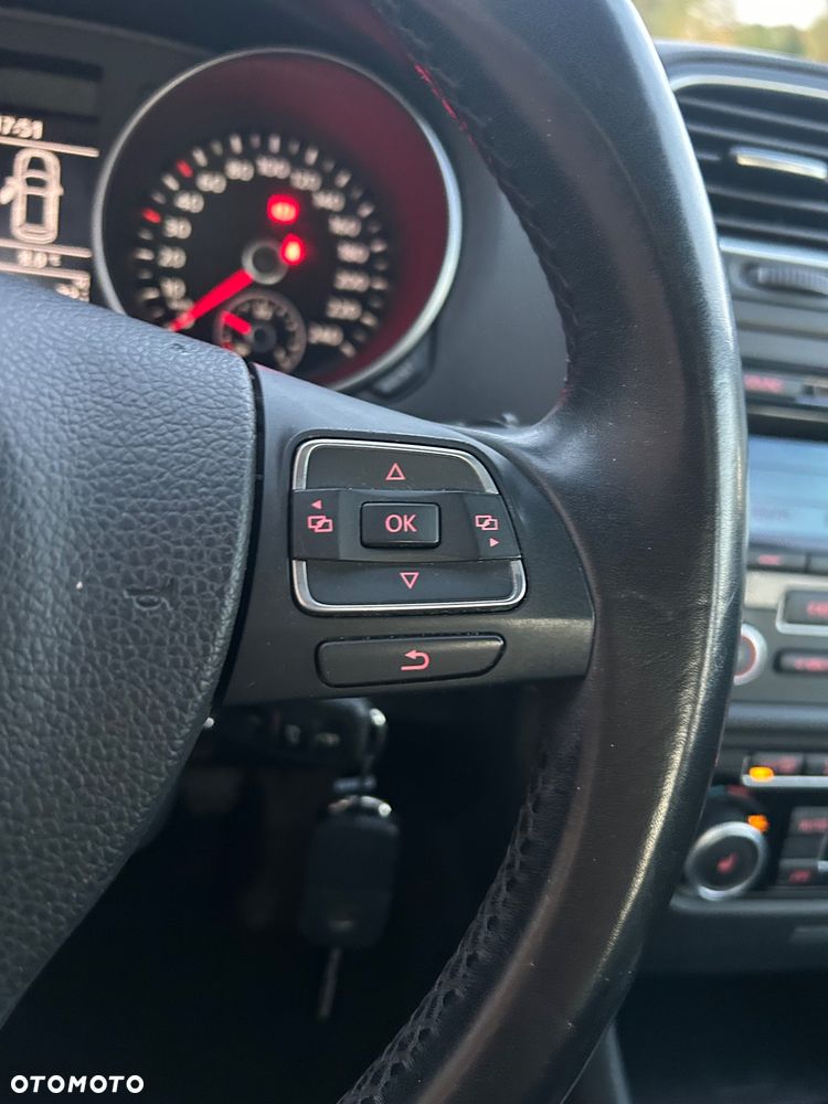 Volkswagen Golf - 16