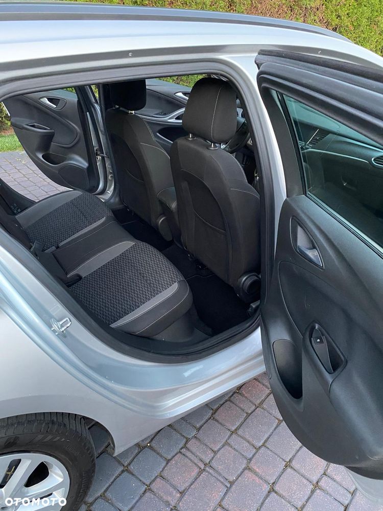 Opel Astra 1.5 D Start/Stop - 12