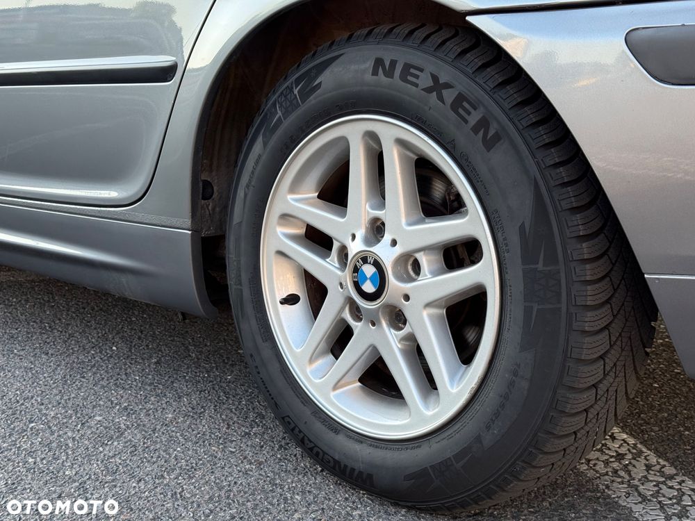 BMW Seria 3 316i - 22