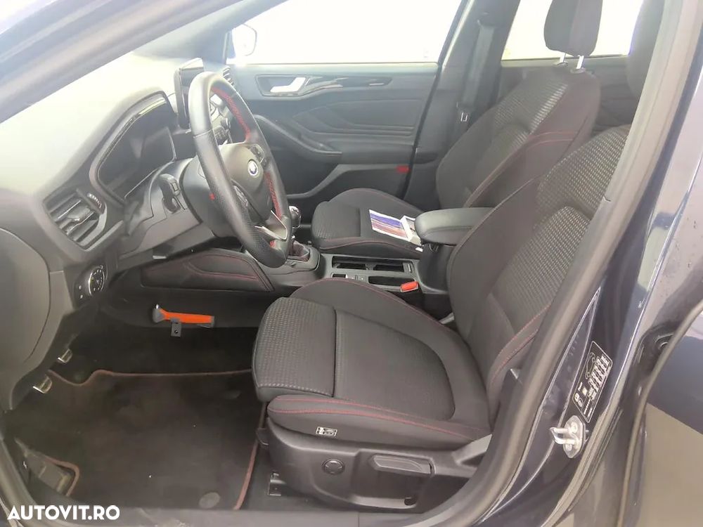 Ford Focus 1.0 EcoBoost Start-Stopp-System ST-LINE X - 7