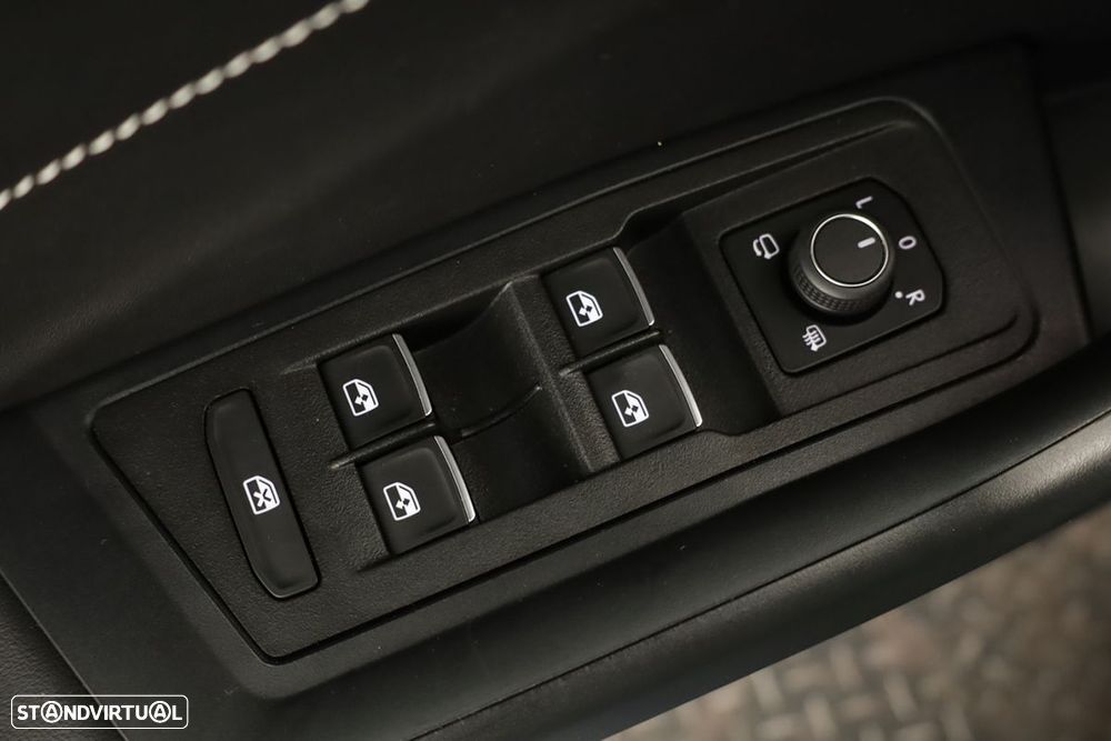 VW T-Roc 1.0 TSI - 19