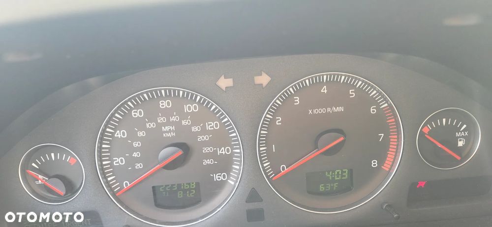 Volvo XC 90 3.2 AWD Momentum - 11