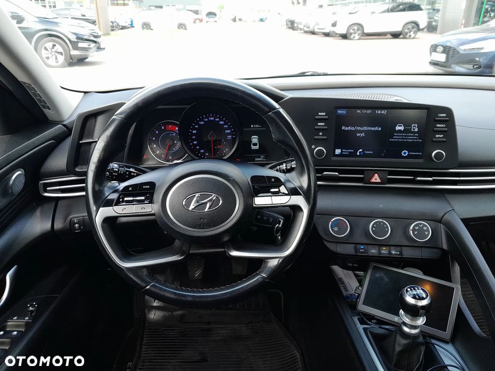 Hyundai Elantra 1.6 Modern - 13