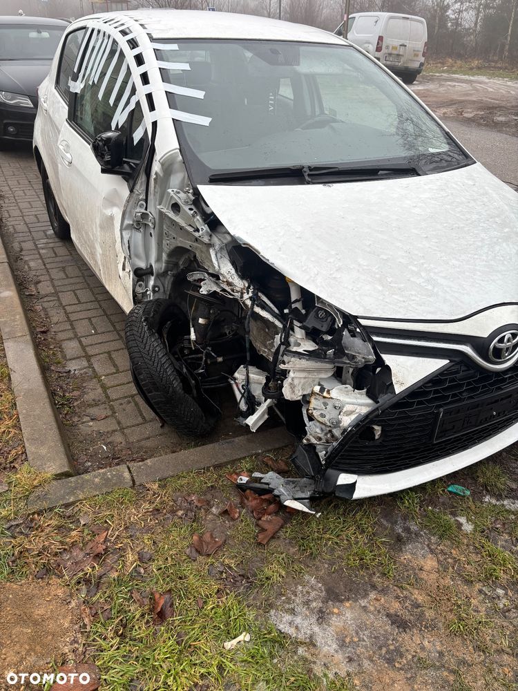 Toyota Yaris 1.0 Active - 4