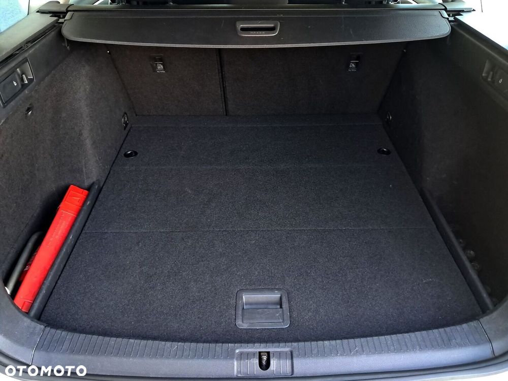 Volkswagen Golf - 13