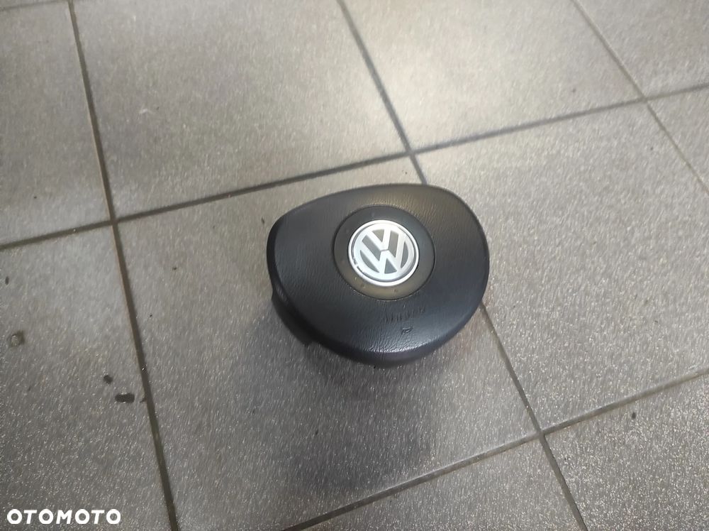 PODUSZKA KIEROWCY KIEROWNICY AIRBAG 1T0880201A 4 RAMIENNA 1 NABOJOWA VW PASSAT B6 TOURAN CADDY GOLF 5 EOS WYSYŁKA !!! - 2