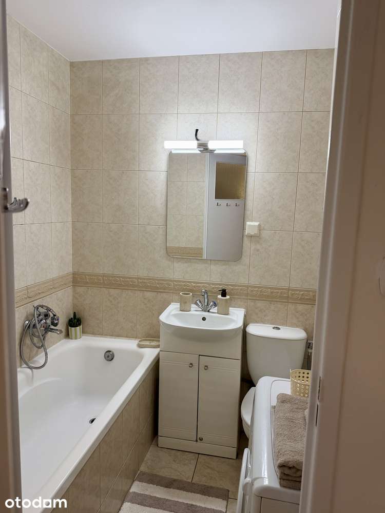 Przytulne 42 m², 2 osobne pokoje, osobna kuchnia, balkon | Bielany