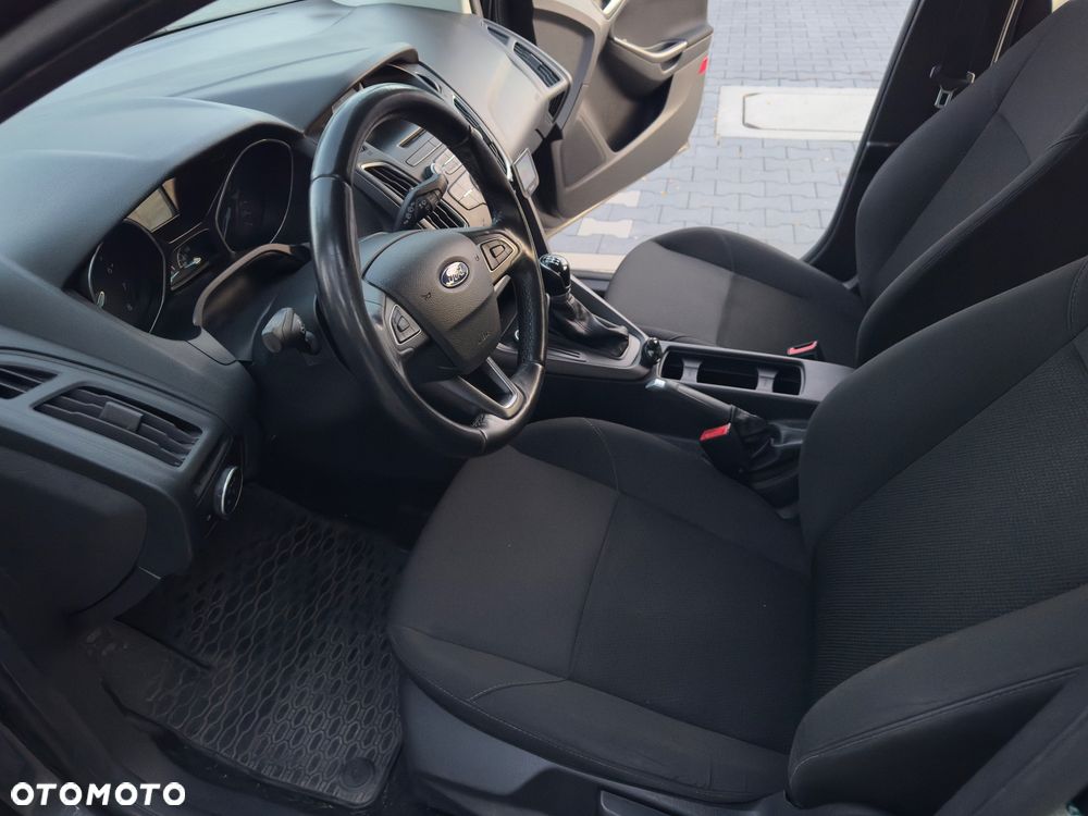 Ford Focus 1.6 Trend - 8