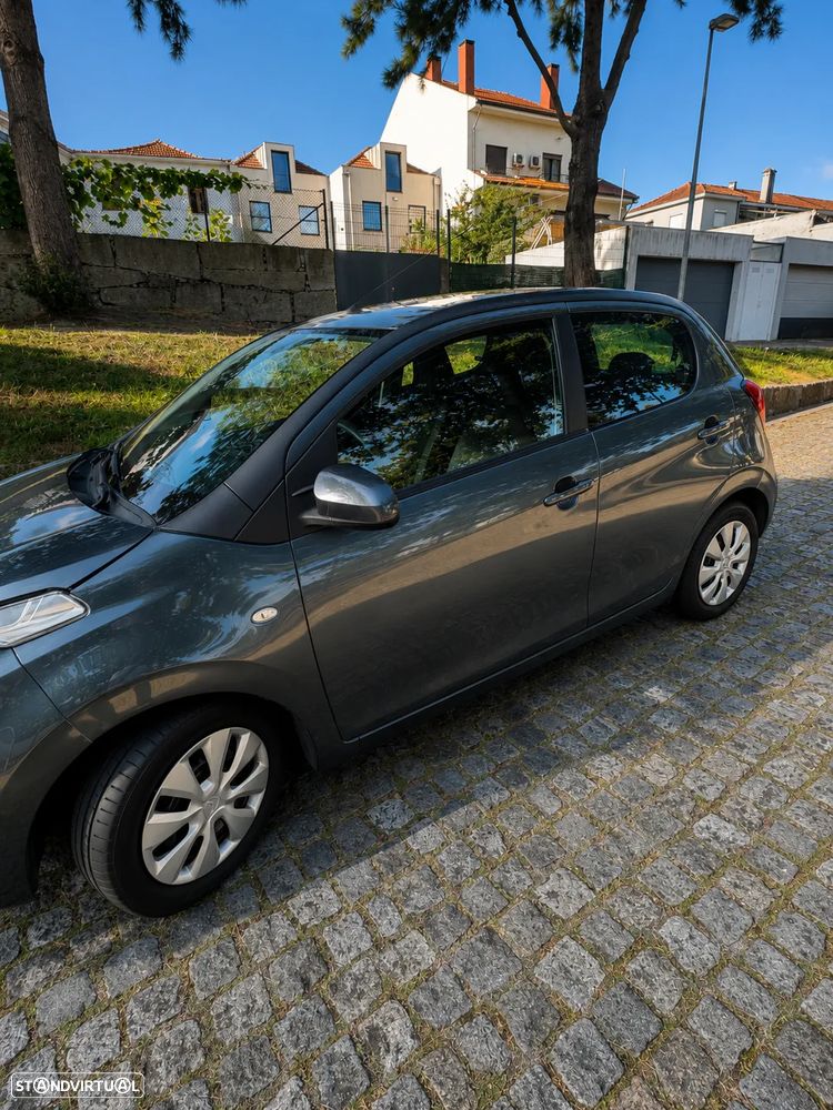 Citroën C1 1.0 VTi Feel S&S - 10