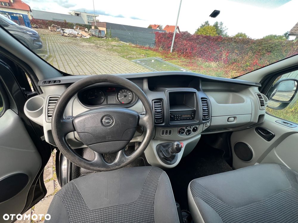 Opel Vivaro - 20