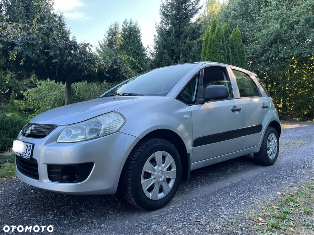 Suzuki SX4 - 8