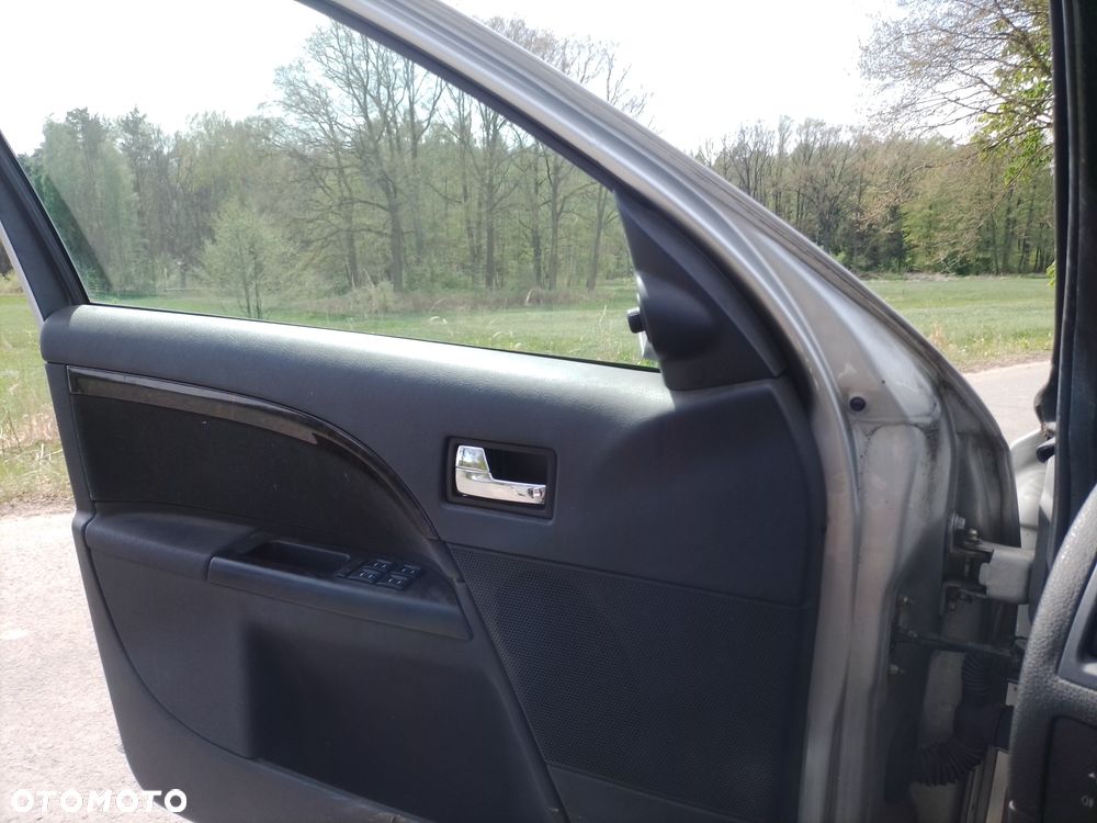 Ford Mondeo - 3
