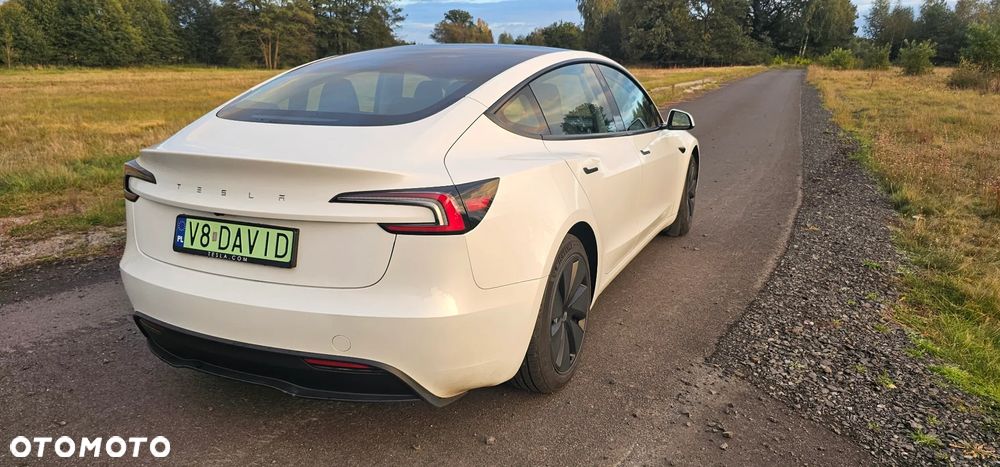 Tesla Model 3 Long Range RWD - 3