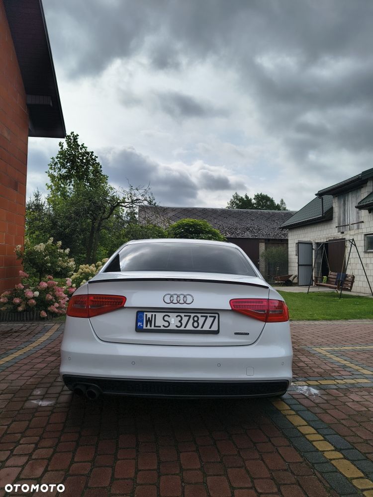 Audi A4 Limousine - 6
