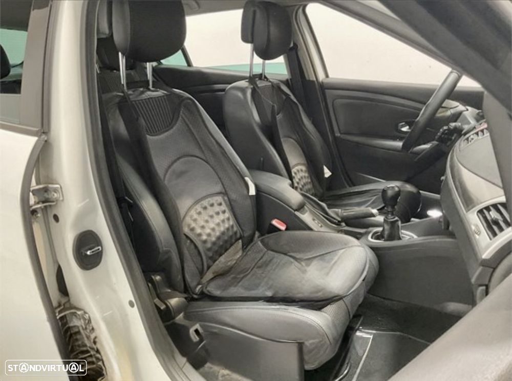 Renault Mégane Sport Tourer 1.5 dCi Luxe - 9