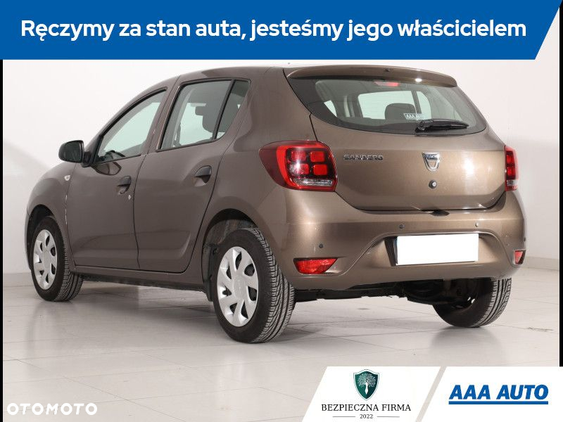 Dacia Sandero - 5