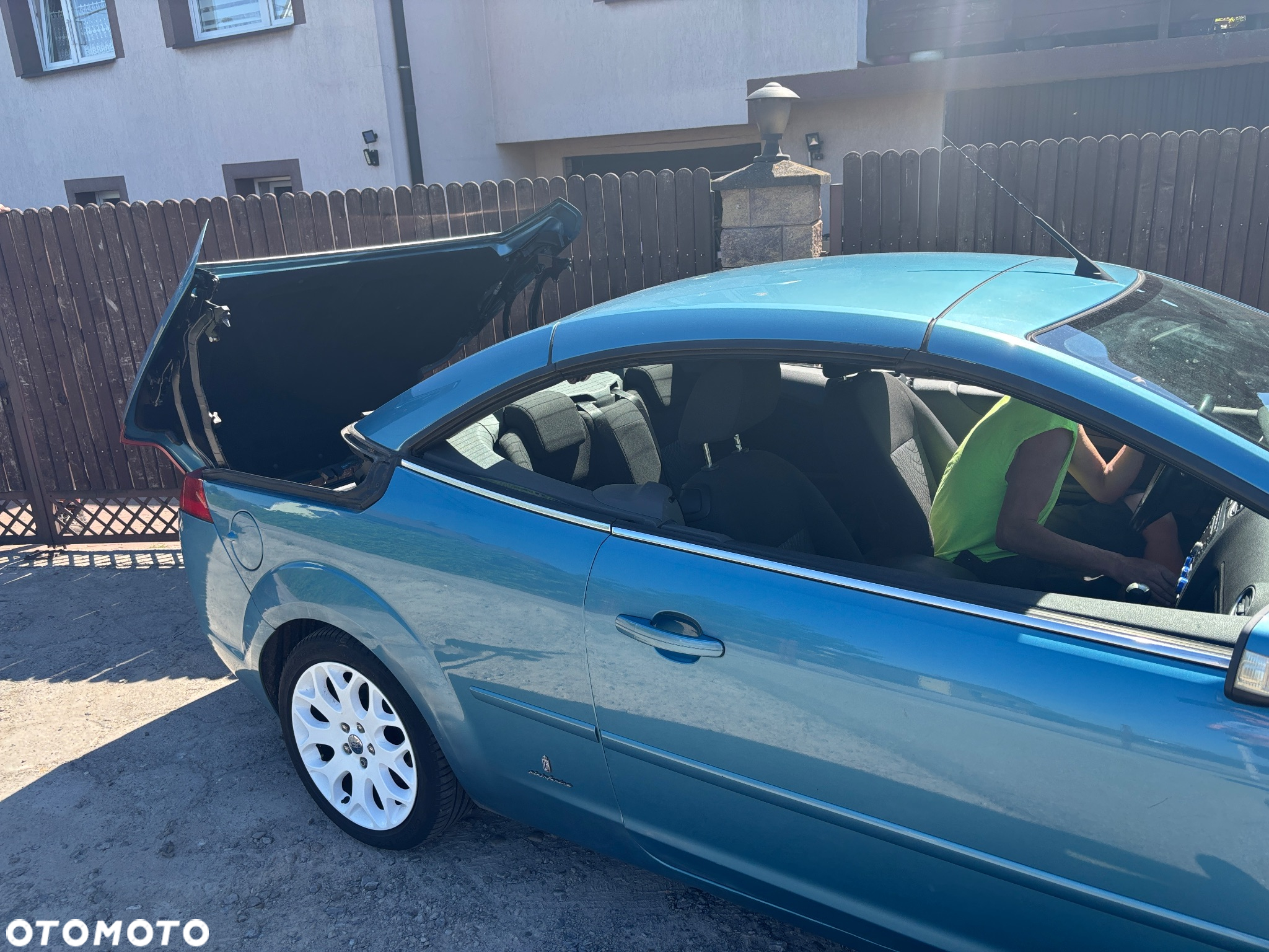 Ford Focus Coupe-Cabriolet 2.0 16V Blue Magic - 26