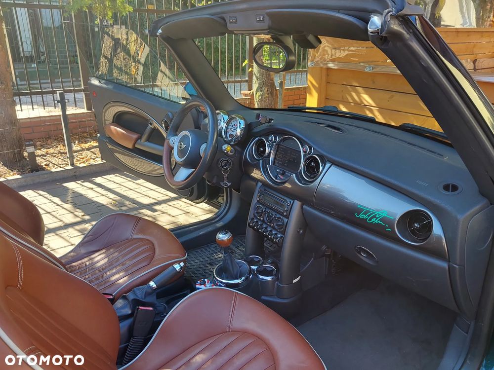 MINI Cooper Sidewalk - 15