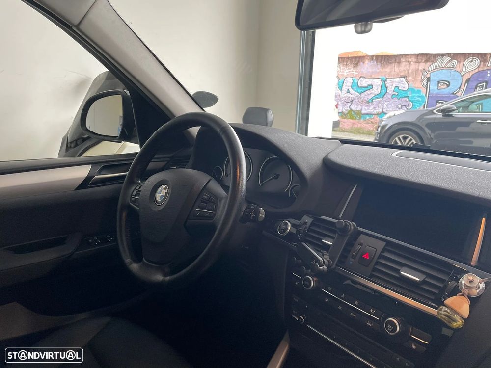 BMW X3 18 d sDrive Advantage Auto - 10