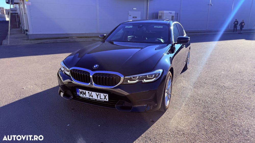 BMW Seria 3 330i xDrive Aut. Sport Line - 37