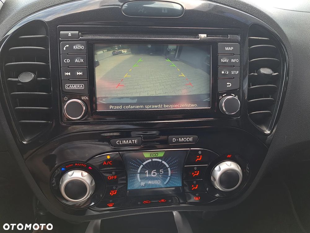 Nissan Juke 1.2 DIG-T N-Connecta EU6 - 17