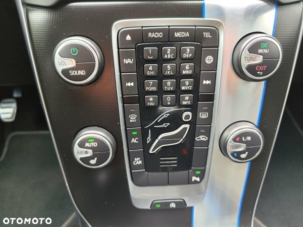 Volvo V40 D2 Drive-E R-Design Momentum - 30