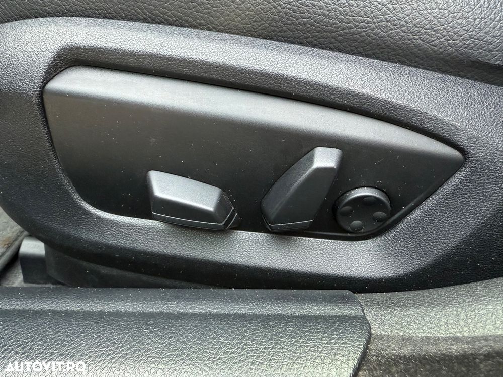 BMW Seria 5 520d - 22