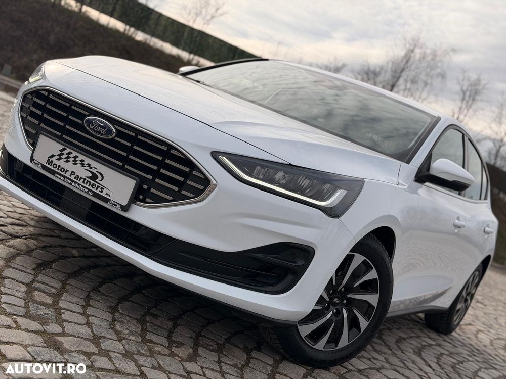 Ford Focus 1.0 EcoBoost MHEV Titanium X - 17