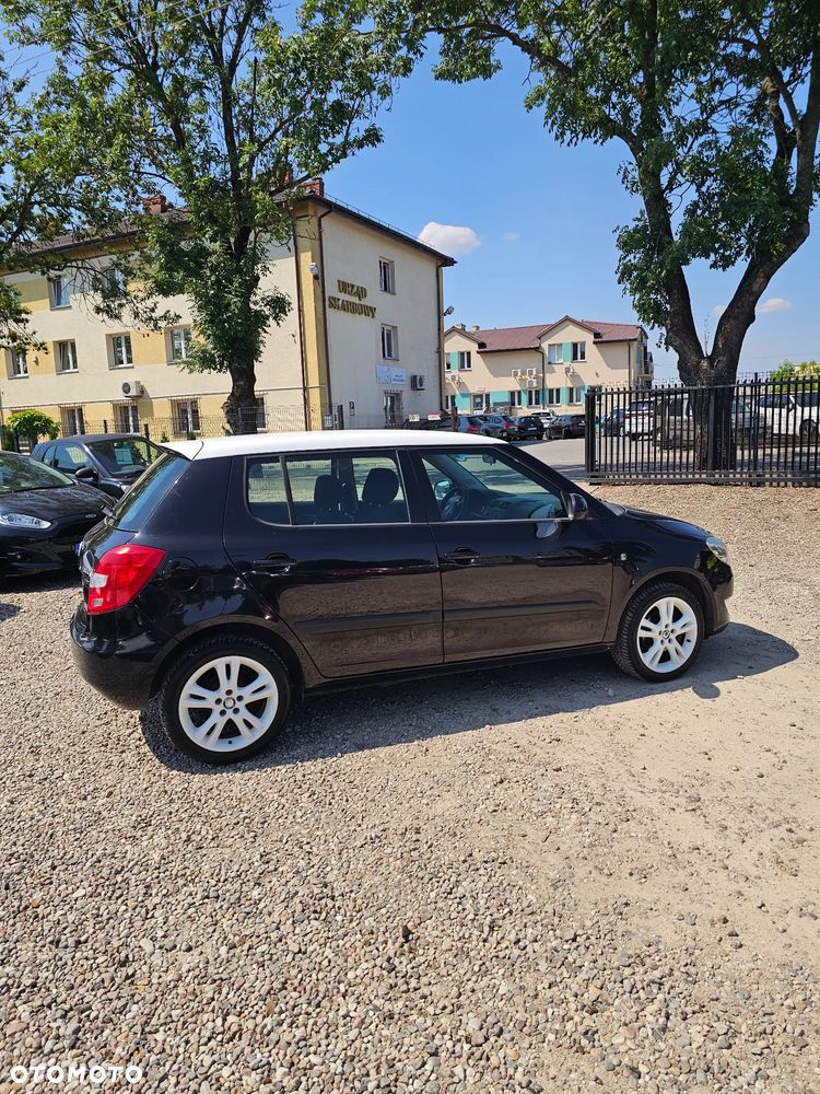 Skoda Fabia 1.2 HTP Cool Colour Edition - 18