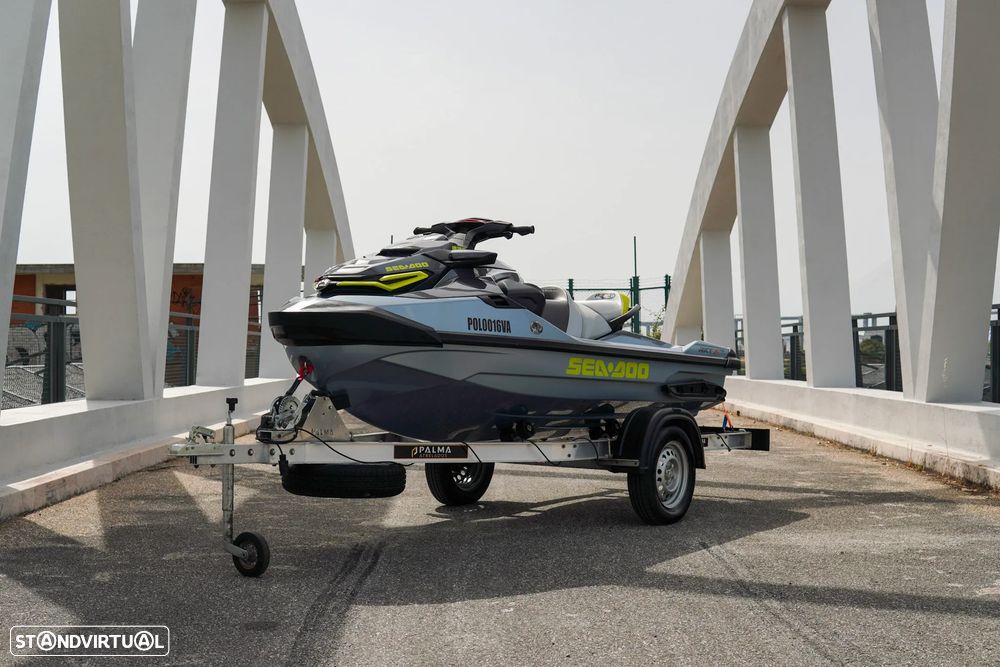 Sea-Doo RXT-X RS 325 - 1