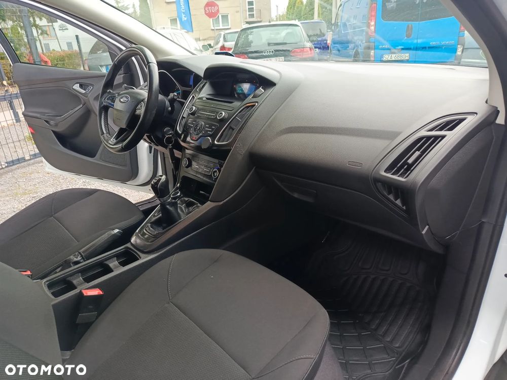 Ford Focus - 19