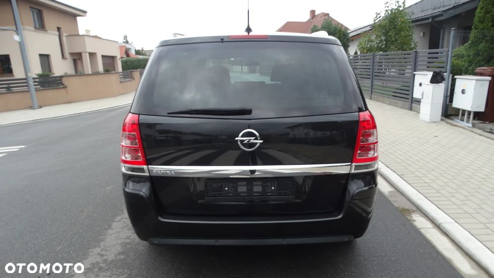 Opel Zafira 1.8 Cosmo - 7