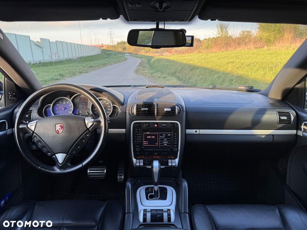 Porsche Cayenne S Tiptronic - 9