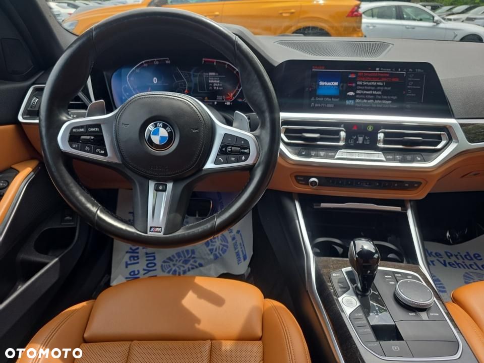 BMW Seria 3 330i xDrive M Sport - 8