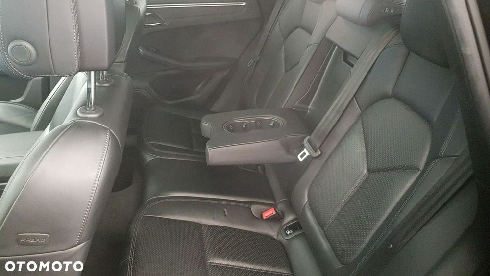 Porsche Macan - 15