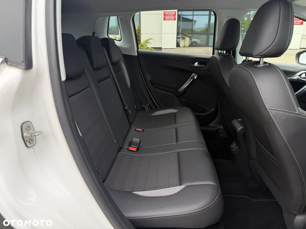 Peugeot 2008 PureTech 110 Stop&Start Allure - 34