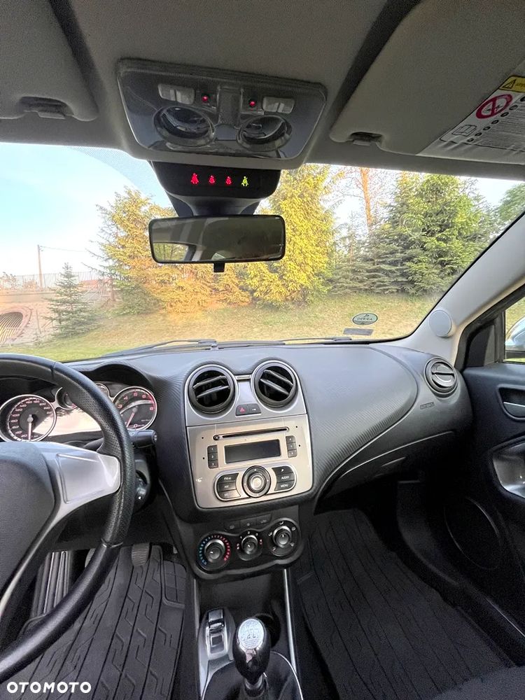 Alfa Romeo Mito - 11