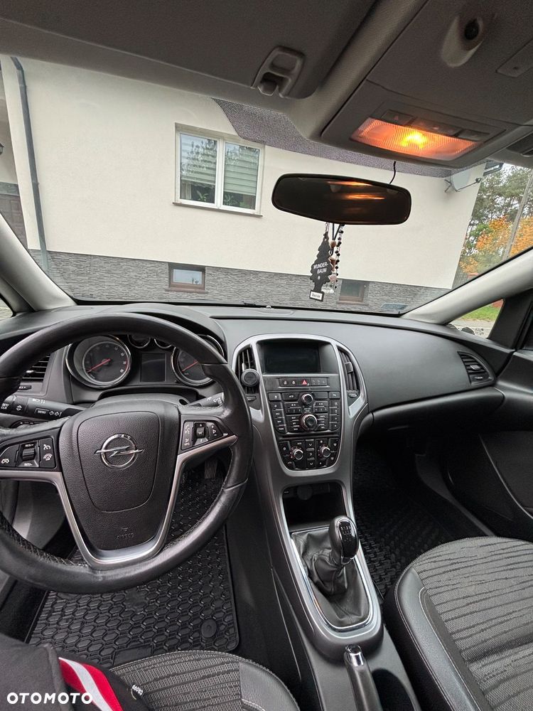 Opel Astra - 8