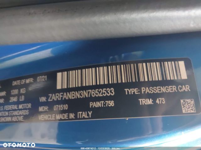 Alfa Romeo Giulia 2.0 Turbo 16V AT8-Q4 Veloce Ti - 19