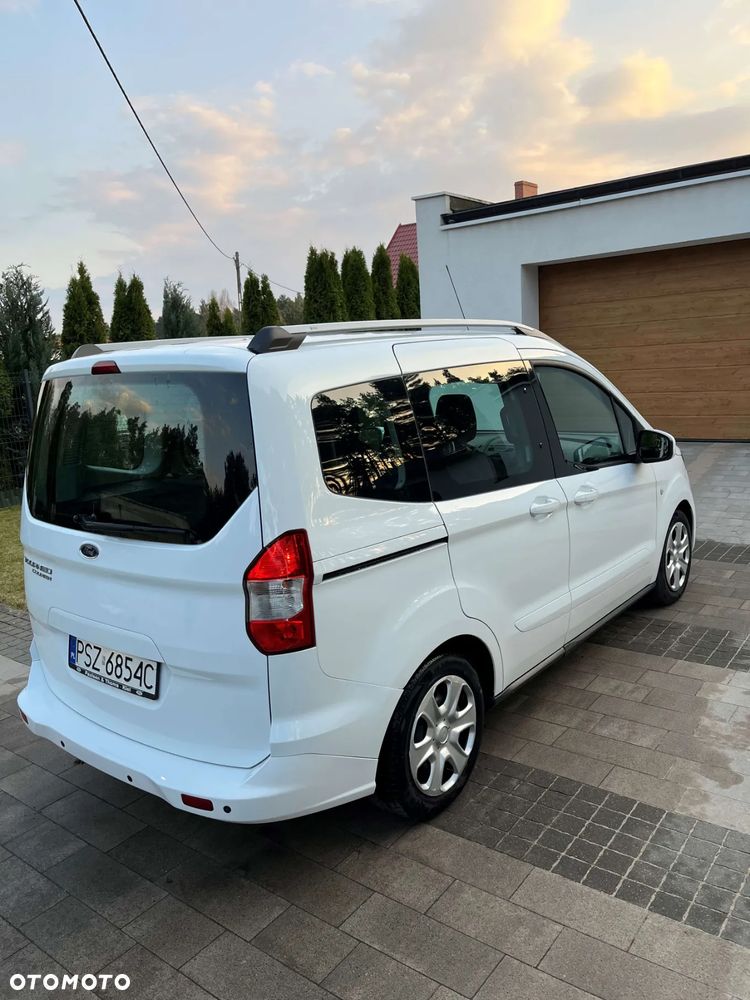 Ford Tourneo Courier 1.5 TDCi Trend - 5
