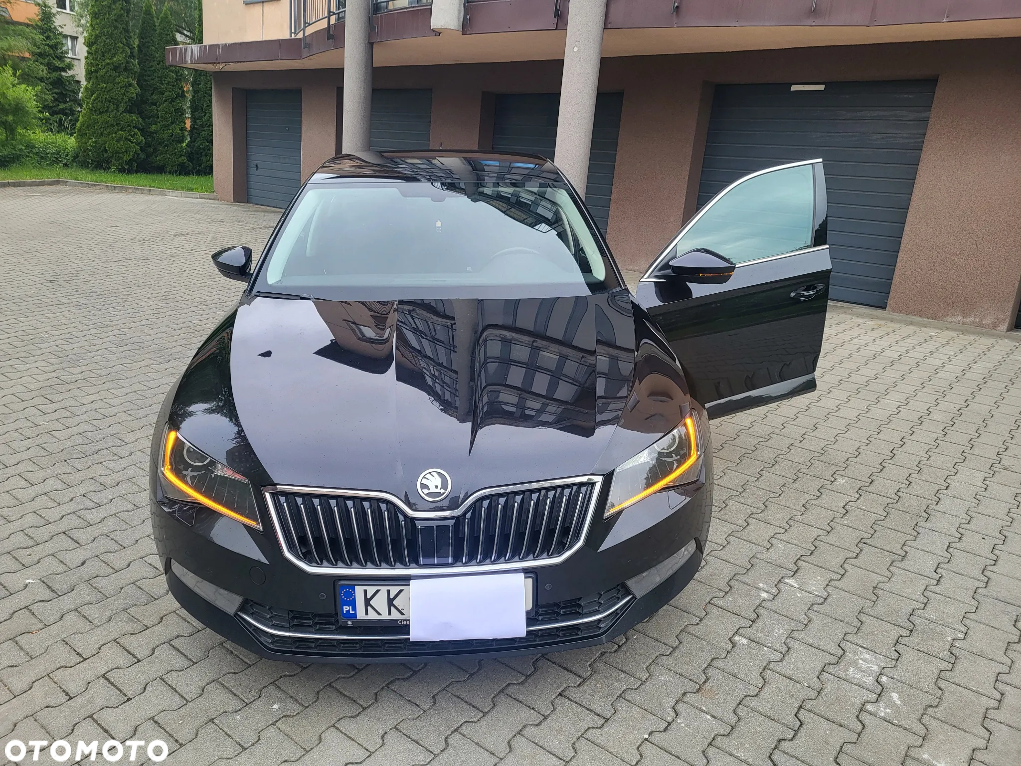 Skoda Superb 2.0 TDI Ambition - 2