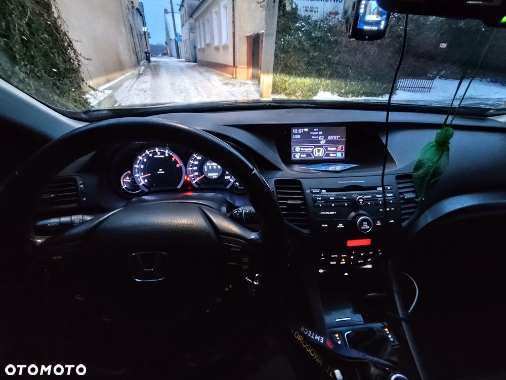 Honda Accord - 38