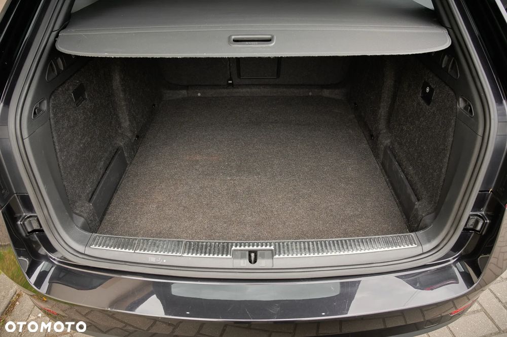Skoda Superb 1.5 TSI DSG Sportline - 30