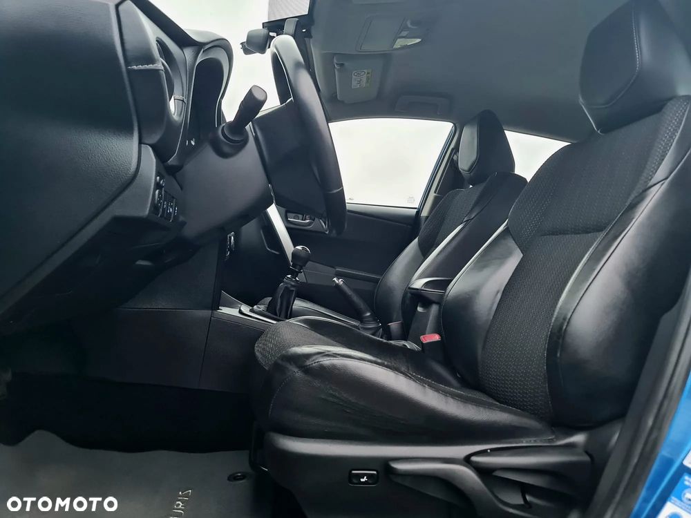 Toyota Auris 2.0 D-4D Executive - 35