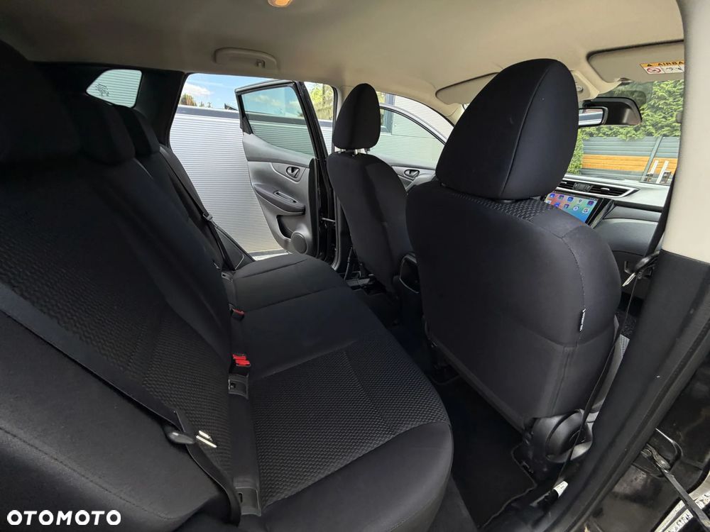 Nissan Qashqai 1.2 DIG-T N-Connecta - 17