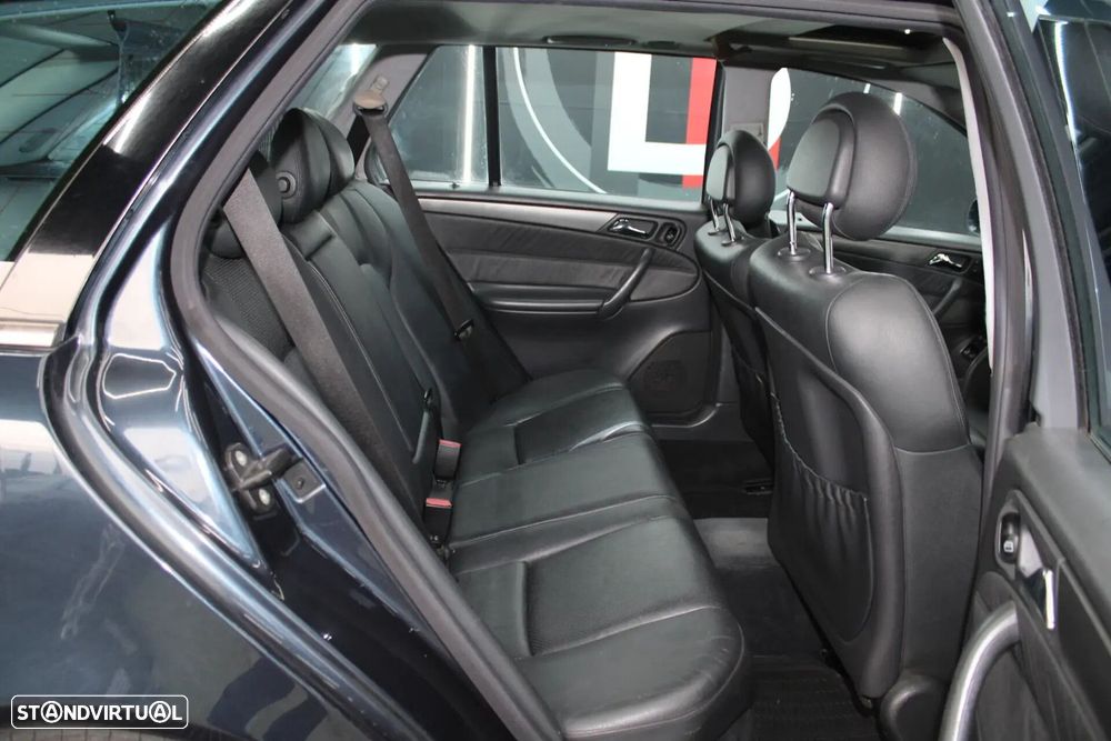 Mercedes-Benz C 30 AMG T CDI - 12