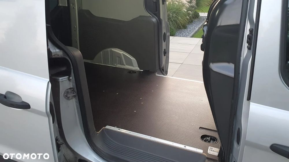 Ford Transit Connect - 27