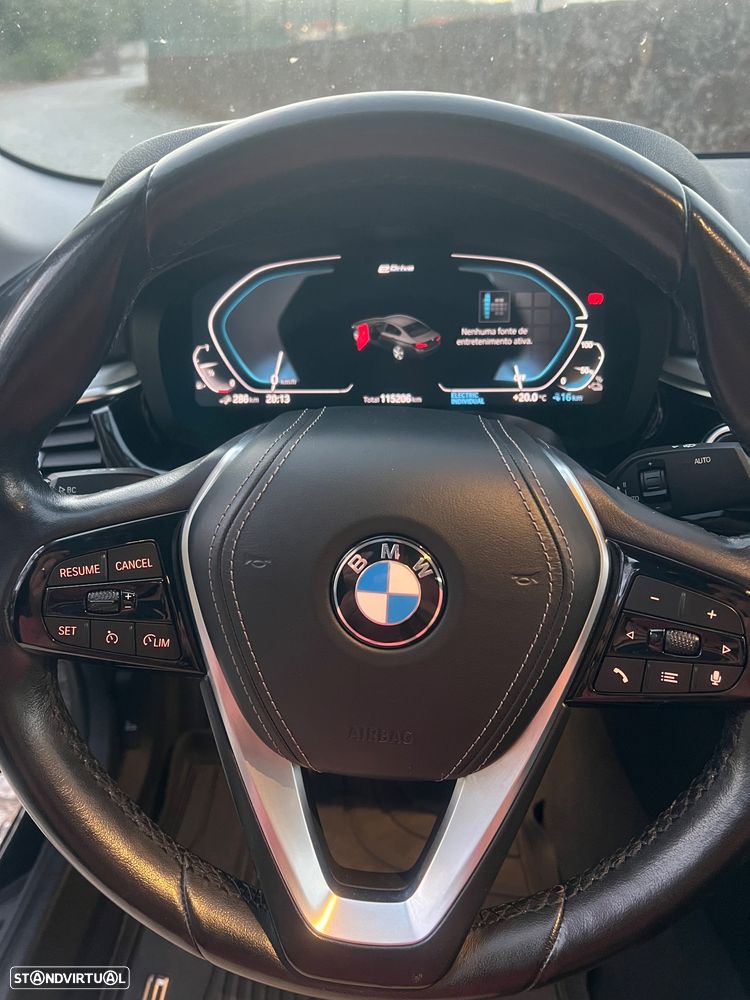 BMW 520 e Line Luxury - 9