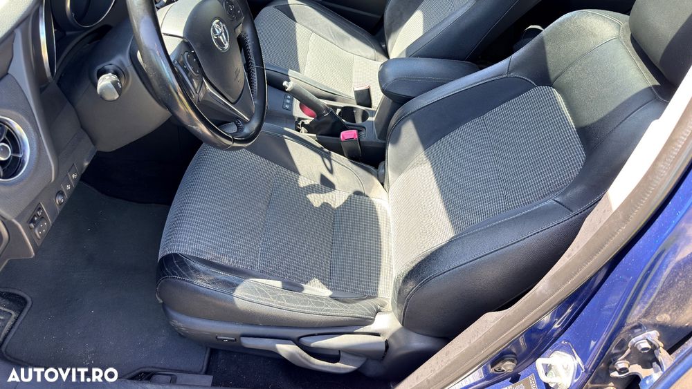 Toyota Auris 1.8 VVT-i Automatik Executive - 14