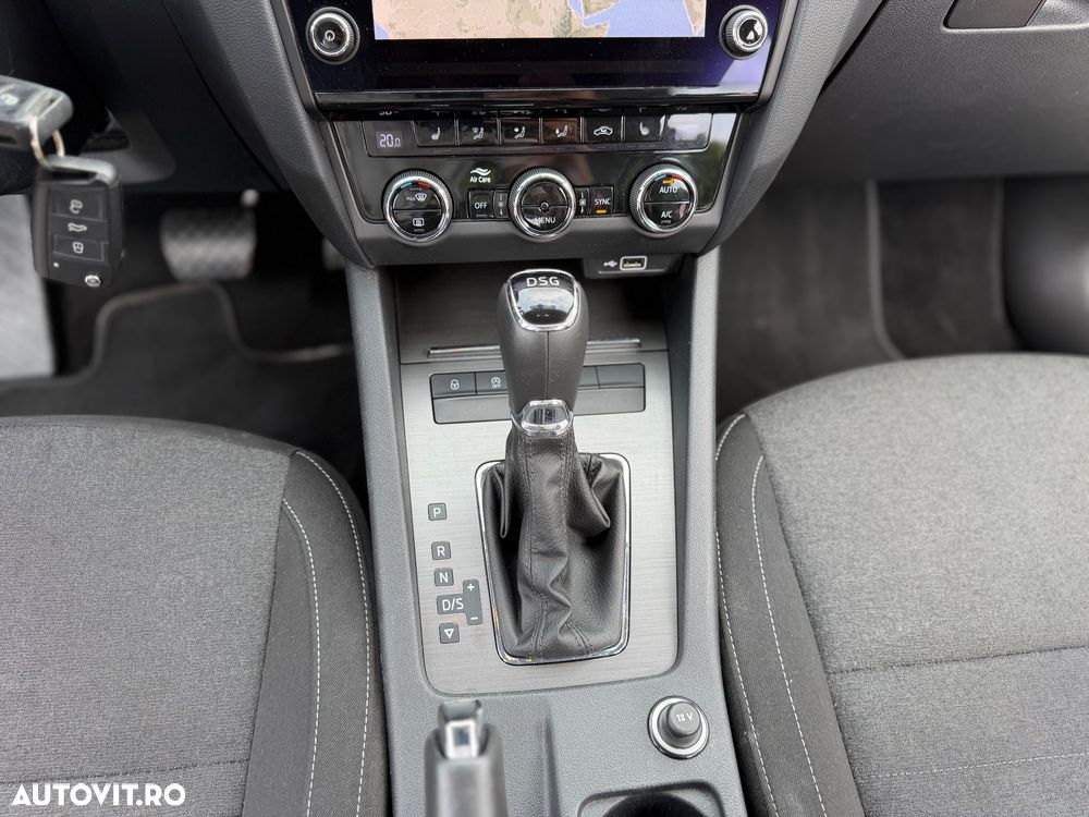 Skoda Octavia 2.0 TDI DSG Ambition - 26